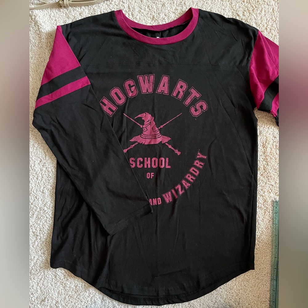 NWT WB Harry Potter Hogwarts Long Sleeve Tee Shirt 🪄